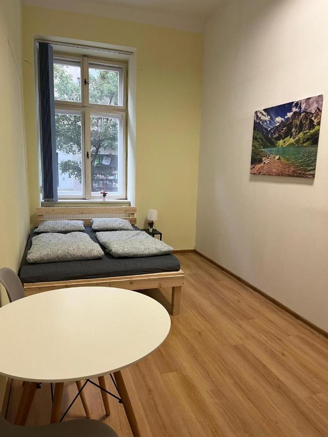 Batorego Lovely Rooms كراكوفيا المظهر الخارجي الصورة