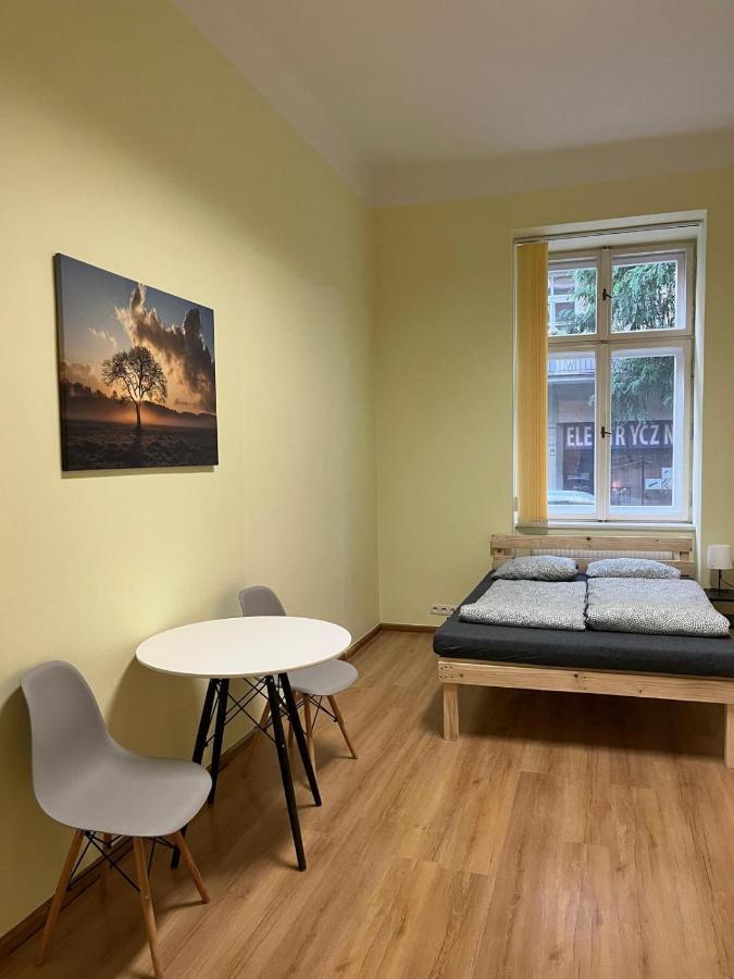 Batorego Lovely Rooms كراكوفيا المظهر الخارجي الصورة