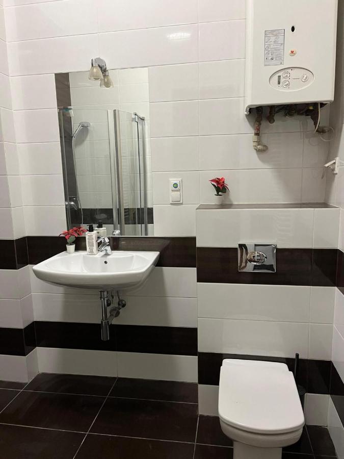 Batorego Lovely Rooms كراكوفيا المظهر الخارجي الصورة